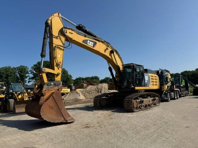 CAT 352 F - Гусеничний екскаватор: фото 2 CAT 352 F - Гусеничний екскаватор: фото 2