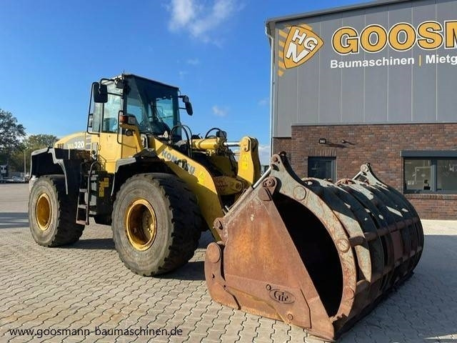Komatsu WA 320 mit Greifschaufel + Schnellwechsler - Колісний навантажувач: фото 1 Komatsu WA 320 mit Greifschaufel + Schnellwechsler - Колісний навантажувач: фото 1