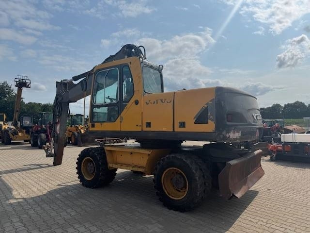 Volvo EW 180 B - Колісний екскаватор: фото 1 Volvo EW 180 B - Колісний екскаватор: фото 1