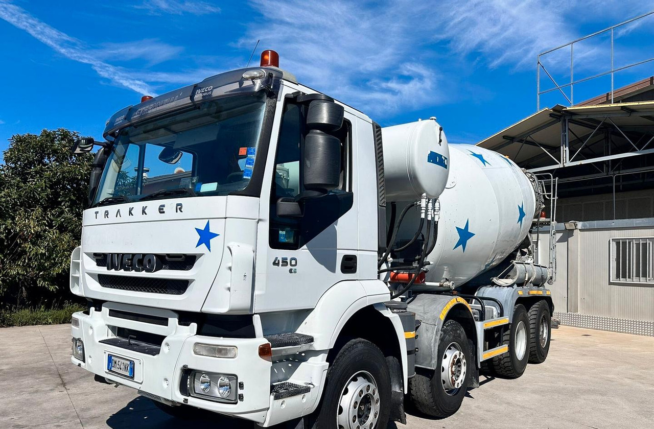 Autobetoniera Iveco trakker 450 euro 5 - Автобетонозмішувач: фото 1 Autobetoniera Iveco trakker 450 euro 5 - Автобетонозмішувач: фото 1