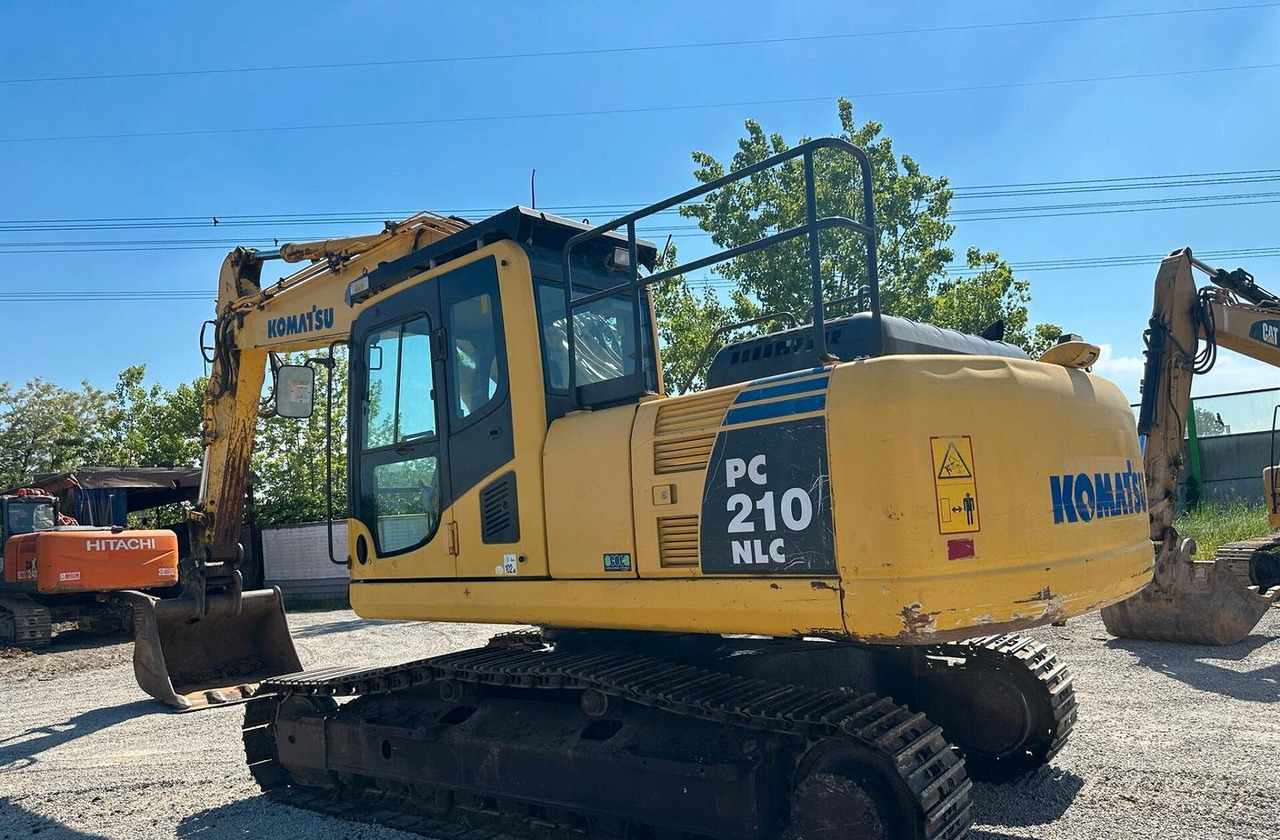 Escavatore Komatsu PC 210 del 2016 - Гусеничний екскаватор: фото 2 Escavatore Komatsu PC 210 del 2016 - Гусеничний екскаватор: фото 2
