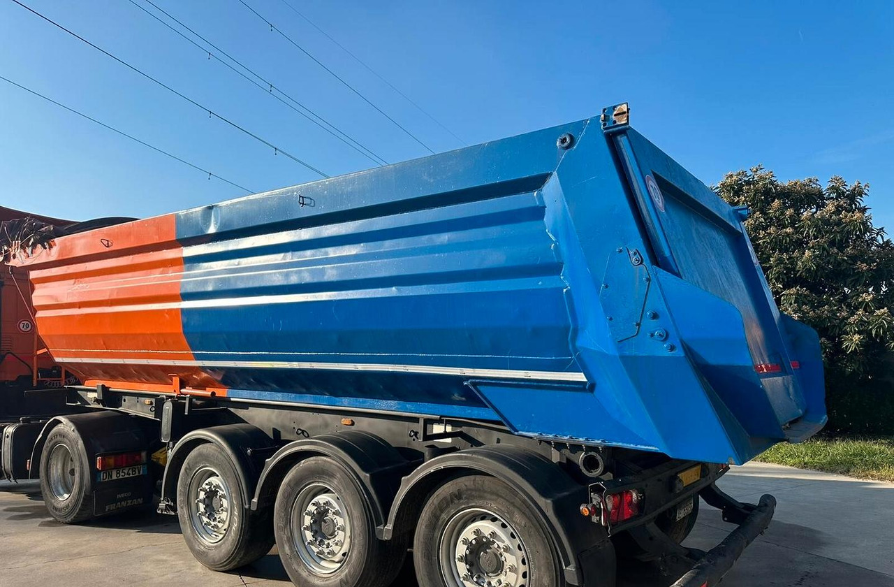 Semirimorchio ribaltabile Adige - Самоскид напівпричіп: фото 3 Semirimorchio ribaltabile Adige - Самоскид напівпричіп: фото 3