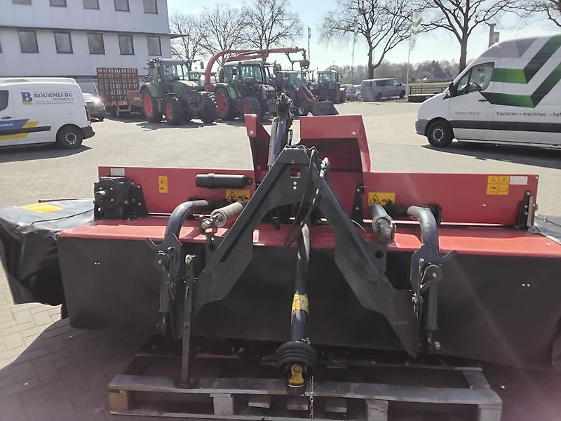 Vicon Maaicombinatie: Frontmaaier 332 F / Achtermaaier 340 Extra express - Косарка: фото 4 Vicon Maaicombinatie: Frontmaaier 332 F / Achtermaaier 340 Extra express - Косарка: фото 4
