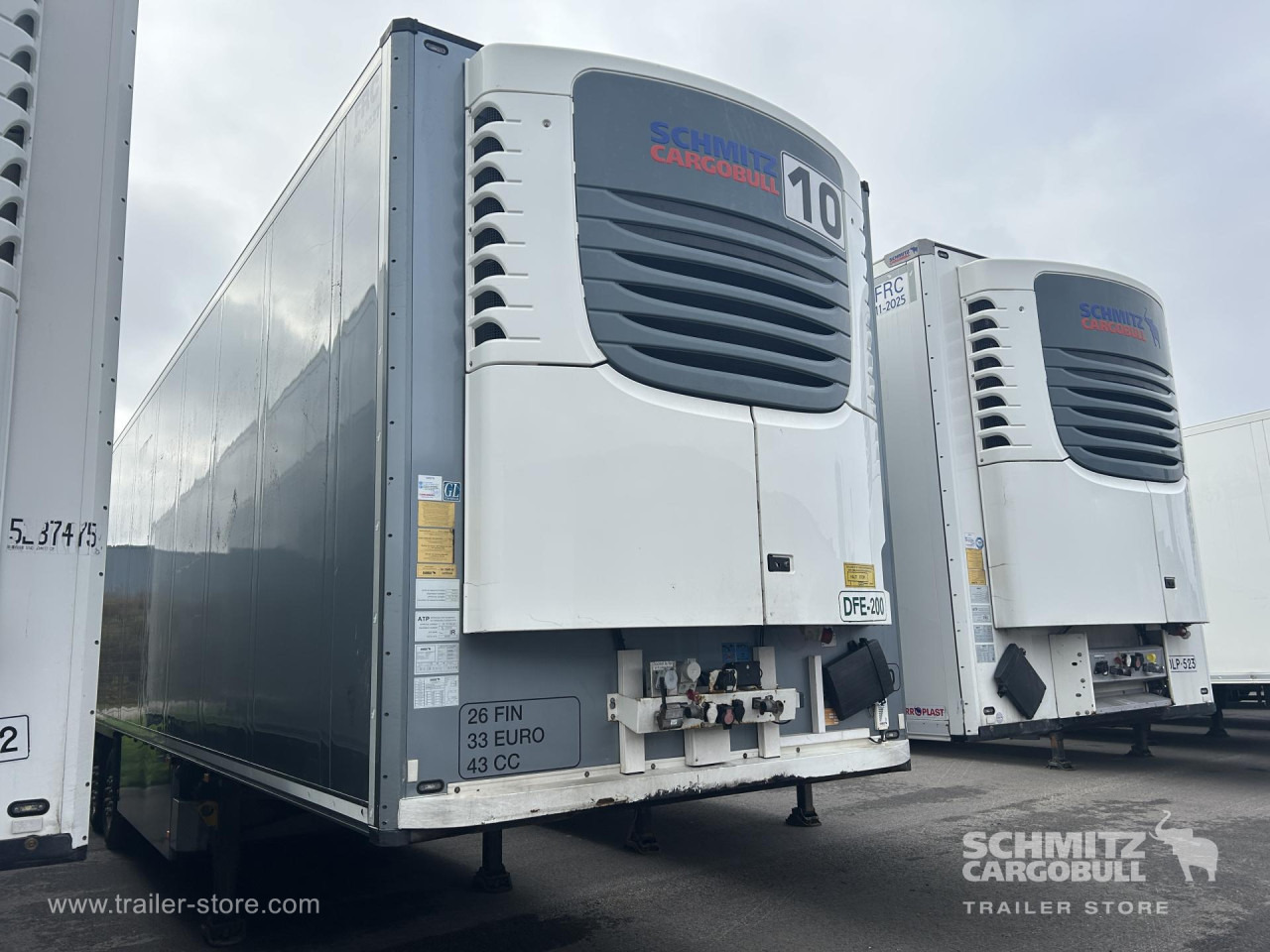 SCHMITZ Reefer Multitemp Taillift - Ізотермічний напівпричіп: фото 1 SCHMITZ Reefer Multitemp Taillift - Ізотермічний напівпричіп: фото 1