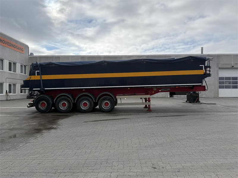 Benalu 38 m³ - Самоскид напівпричіп: фото 4 Benalu 38 m³ - Самоскид напівпричіп: фото 4