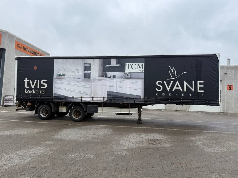 Fliegl Curtainsider / Planenauflieger / Gardin - Тентований напівпричіп: фото 2 Fliegl Curtainsider / Planenauflieger / Gardin - Тентований напівпричіп: фото 2