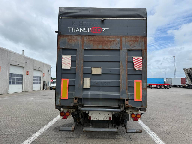 Krone Curtainsider/Planenauflieger/Gardin - Тентований напівпричіп: фото 4 Krone Curtainsider/Planenauflieger/Gardin - Тентований напівпричіп: фото 4