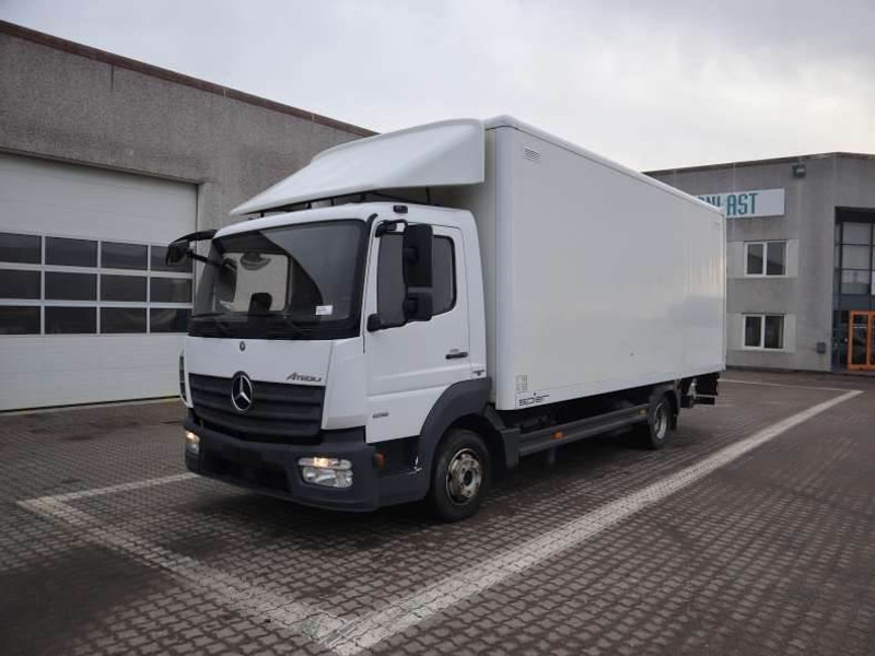 Mercedes-Benz Atego 816L EURO 6 - Вантажівка з закритим кузовом: фото 1 Mercedes-Benz Atego 816L EURO 6 - Вантажівка з закритим кузовом: фото 1