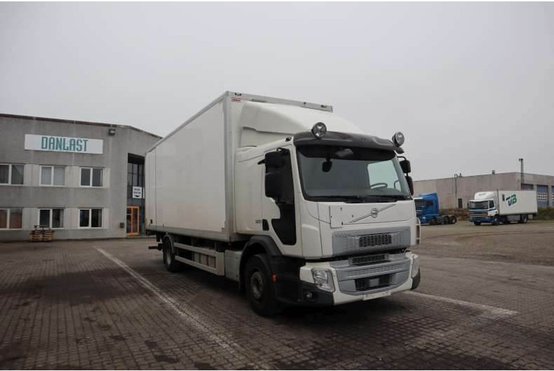 Volvo FE 18.320 EURO 6 - Вантажівка з закритим кузовом: фото 2 Volvo FE 18.320 EURO 6 - Вантажівка з закритим кузовом: фото 2