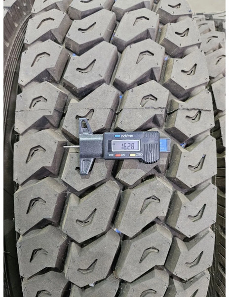Continental 275/70R22.5 - Шина в категорії Вантажівки: фото 4 Continental 275/70R22.5 - Шина в категорії Вантажівки: фото 4