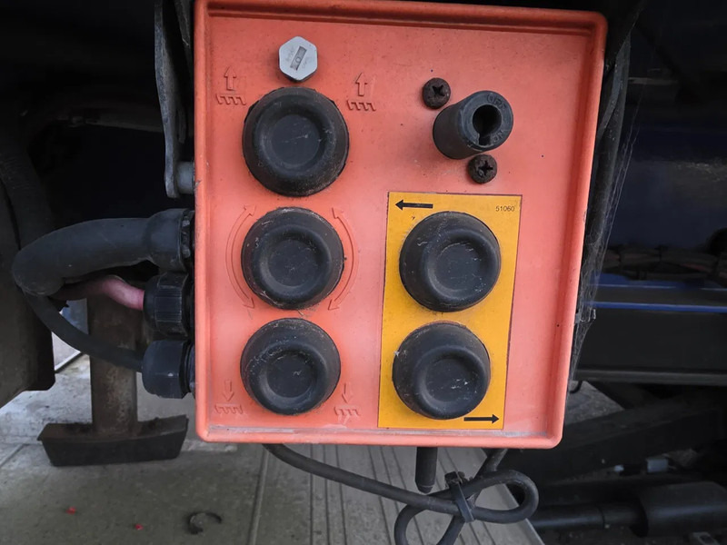 Закритий кузов напівпричіп Floor FLZO 12 27 - BPW - DRUM - 2000KG Tail lift: фото 13