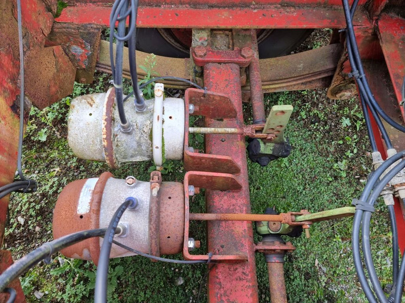 Giant 19.5 Inch - 10 Bolts - Вісь та запчастини в категорії Вантажівки: фото 3 Giant 19.5 Inch - 10 Bolts - Вісь та запчастини в категорії Вантажівки: фото 3