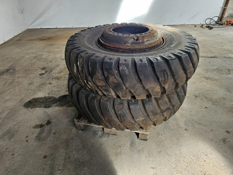 Grip Master 14.00-24 - Шина в категорії Вантажівки: фото 4 Grip Master 14.00-24 - Шина в категорії Вантажівки: фото 4