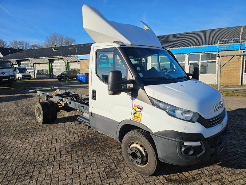 Iveco Daily IS70C12BA - Вантажівка шасі: фото 3 Iveco Daily IS70C12BA - Вантажівка шасі: фото 3