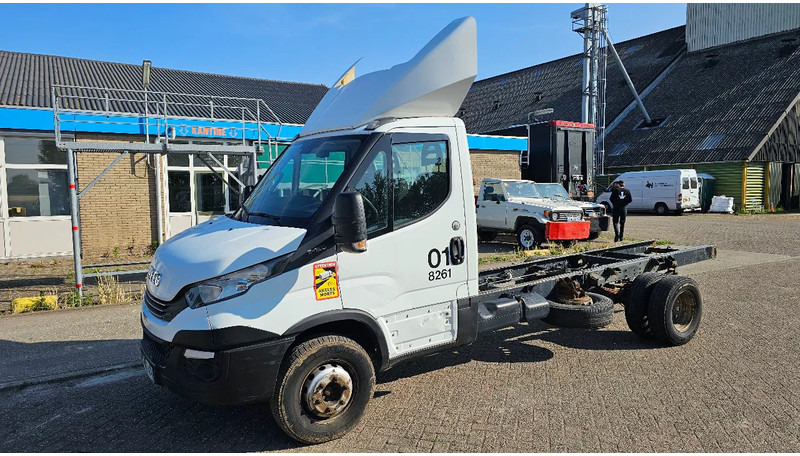 Iveco Daily IS70CI2BA - Вантажівка шасі: фото 1 Iveco Daily IS70CI2BA - Вантажівка шасі: фото 1