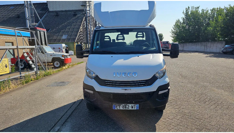 Iveco Daily IS70CI2BA - Вантажівка шасі: фото 2 Iveco Daily IS70CI2BA - Вантажівка шасі: фото 2