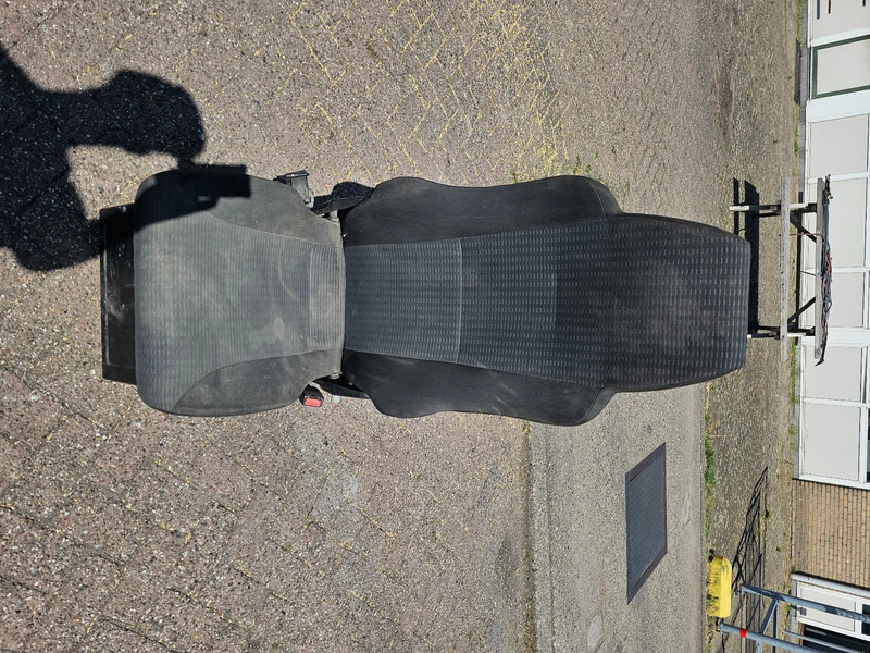 MAN Bijrijderstoel - TGL - Сидіння в категорії Вантажівки: фото 2 MAN Bijrijderstoel - TGL - Сидіння в категорії Вантажівки: фото 2