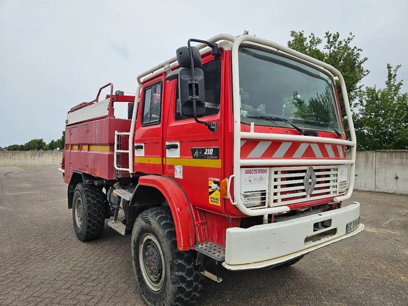 Renault M210 Arbois 3500L - Пожежна машина: фото 3 Renault M210 Arbois 3500L - Пожежна машина: фото 3