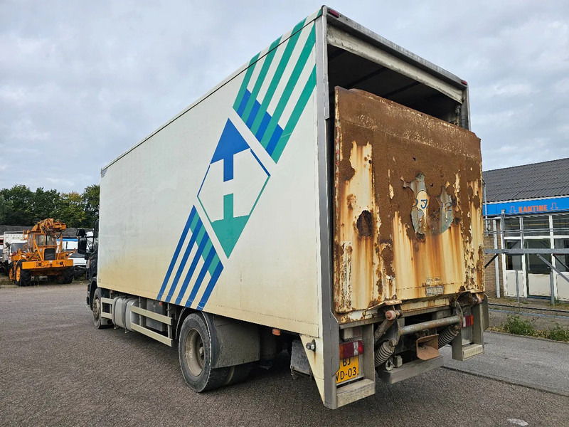 Вантажівка з закритим кузовом Scania P114-340 CP14: фото 7