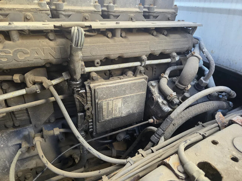 Вантажівка з закритим кузовом Scania P114-340 CP14: фото 14