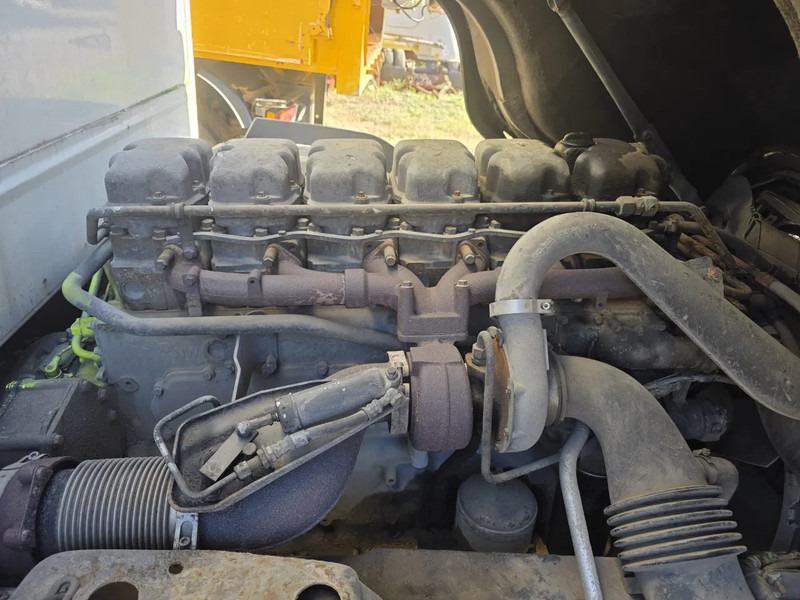 Вантажівка з закритим кузовом Scania P114-340 CP14: фото 13