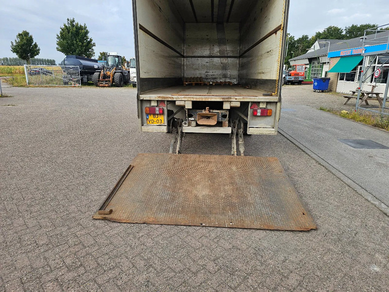 Вантажівка з закритим кузовом Scania P114-340 CP14: фото 9