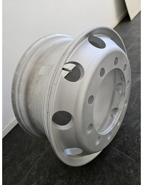 Alcoa 22.5 x 9.00 (200 Pieces in stock) - Колісний диск в категорії Вантажівки: фото 4 Alcoa 22.5 x 9.00 (200 Pieces in stock) - Колісний диск в категорії Вантажівки: фото 4