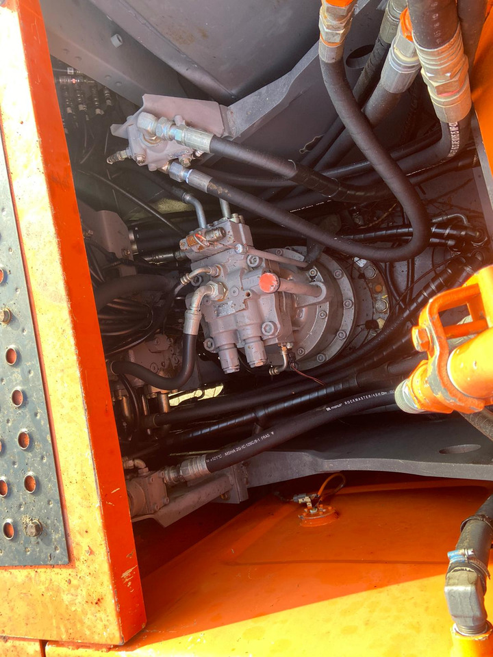 Гусеничний екскаватор HITACHI ZX 210-3 with Kesla 25 RH: фото 12