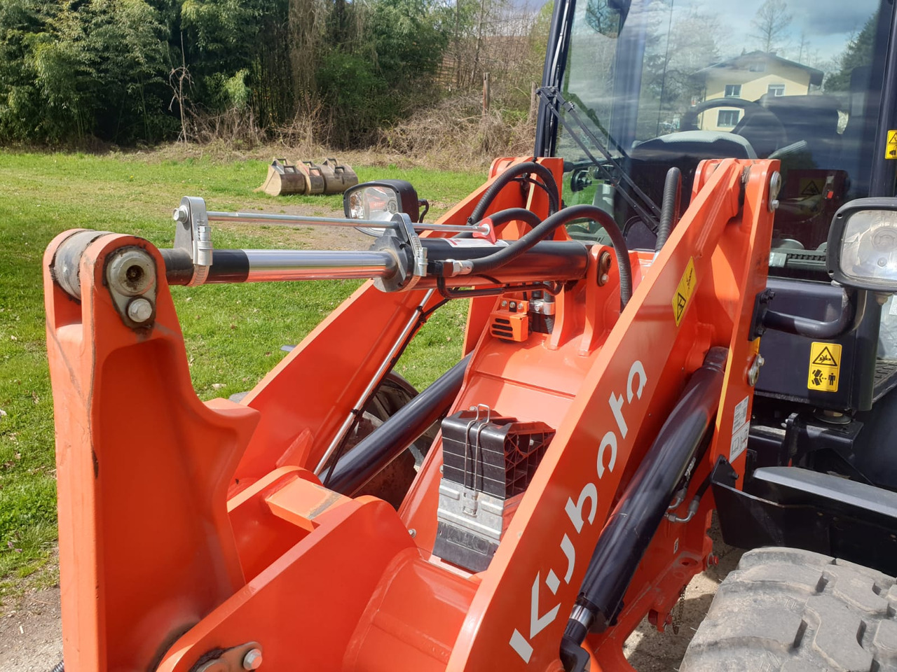 Колісний навантажувач KUBOTA R 070: фото 11