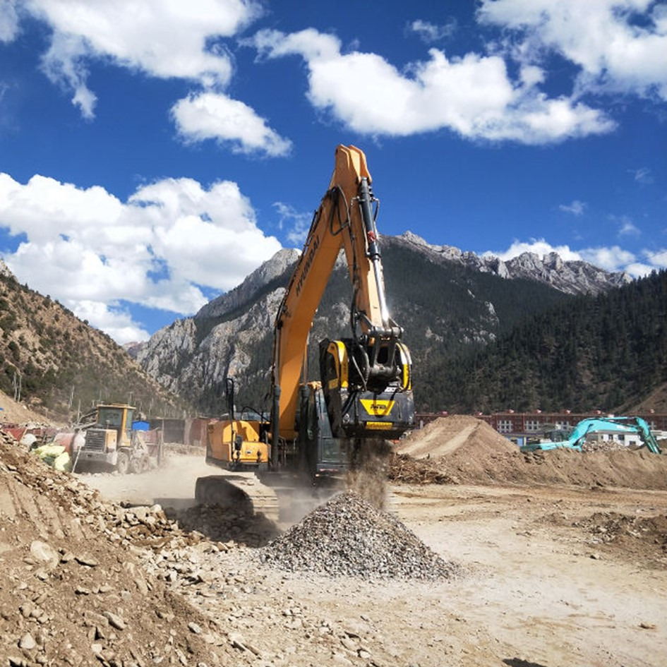 MB CRUSHER BF 70.2 S4 - Ківш в категорії Гусеничні екскаватори: фото 4 MB CRUSHER BF 70.2 S4 - Ківш в категорії Гусеничні екскаватори: фото 4