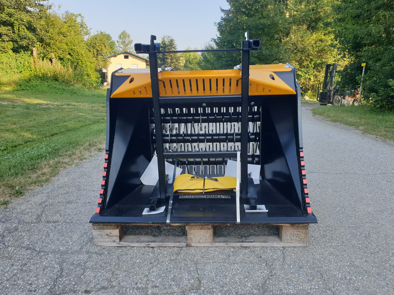 MB CRUSHER HDS 312 - Навісне обладнання в категорії Екскаватори: фото 1 MB CRUSHER HDS 312 - Навісне обладнання в категорії Екскаватори: фото 1