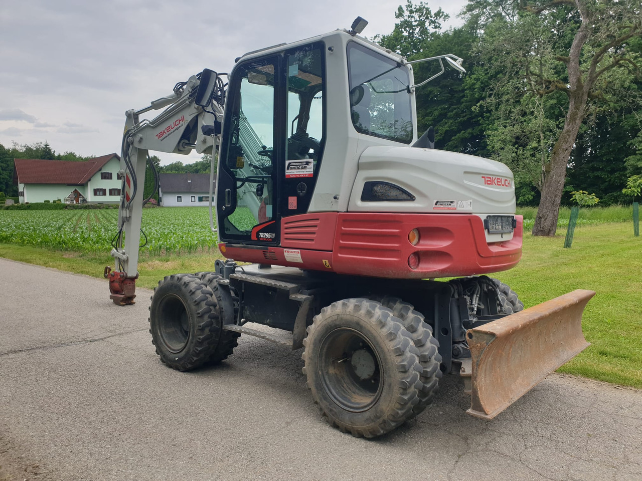TAKEUCHI TB 295W - Колісний екскаватор: фото 5 TAKEUCHI TB 295W - Колісний екскаватор: фото 5
