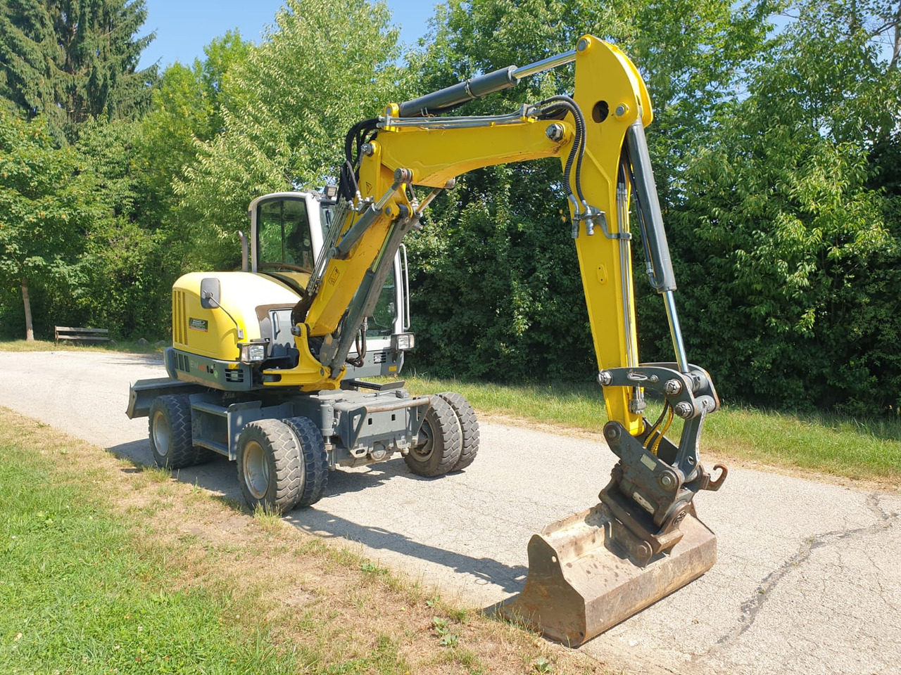 WACKER Neuson EW 65 - Колісний екскаватор: фото 4 WACKER Neuson EW 65 - Колісний екскаватор: фото 4