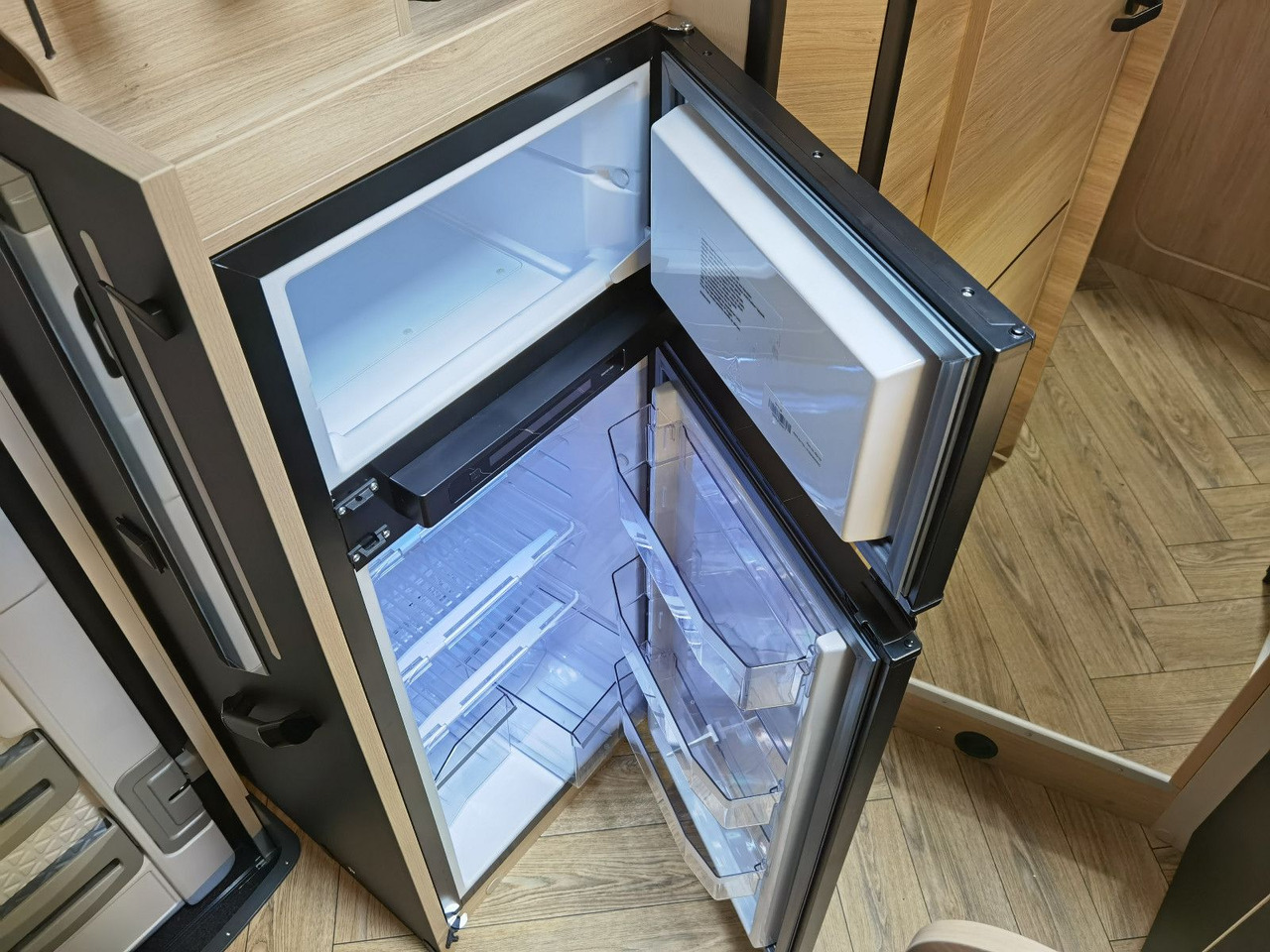 Напівінтегрований автобудинок Chausson 724 ETAPE - LINE /140PS /ZUBEHÖR & CONNECT PAKET: фото 16