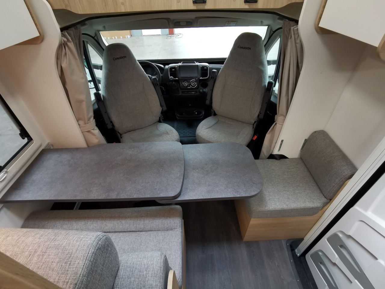 Альковний автобудинок Chausson C 514 /-2025-/ ARCTIC-PAKET/ HECKBETT /NUR 5.99M: фото 15