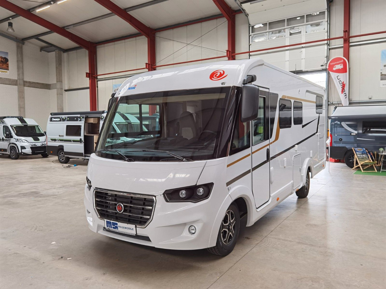 Інтегрований автобудинок Eura Mobil INTEGRA LINE 720 EB /-2026-/180-8G/ EINZELBETTEN: фото 7