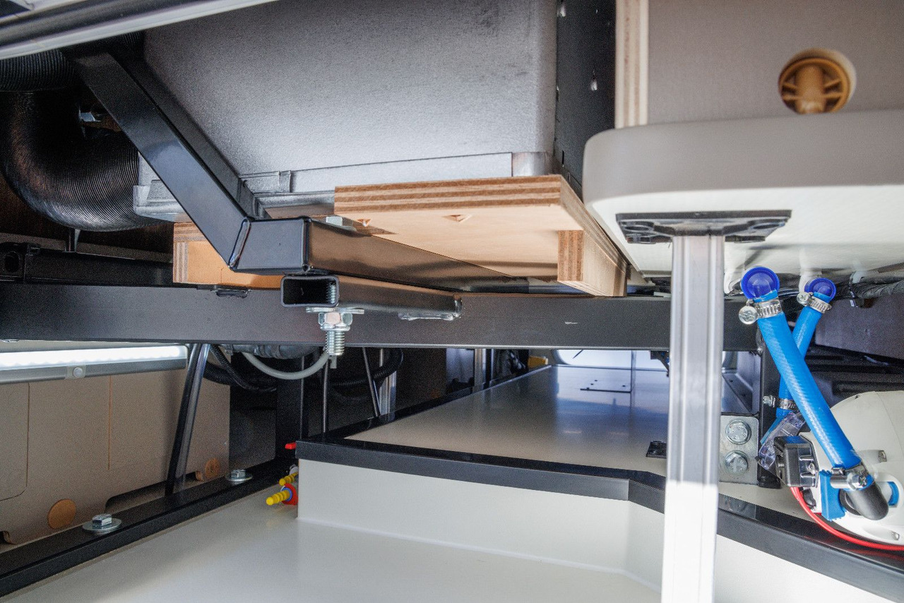 Інтегрований автобудинок Eura Mobil INTEGRA LINE GT 726 EF / MB 170PS-9G / MOD.2026: фото 8 Інтегрований автобудинок Eura Mobil INTEGRA LINE GT 726 EF / MB 170PS-9G / MOD.2026: фото 8