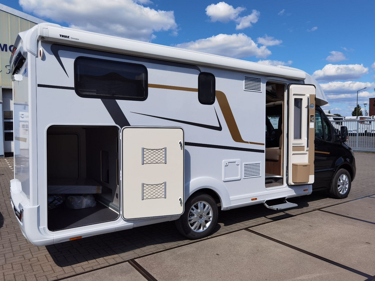 Напівінтегрований автобудинок Eura Mobil PROFILA T 726 EB - MODELL 2025 -MONDIAL PLUS & S: фото 10