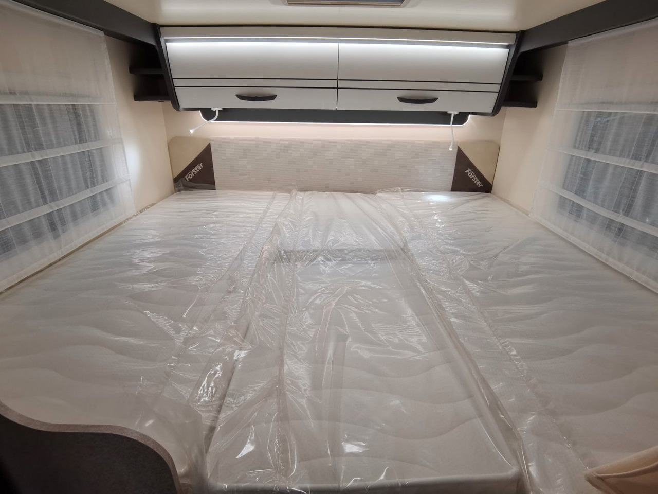 Альковний автобудинок Forster A 699 EB / - 2026 - / 165 PS - 8G / EINZELBETTEN: фото 21 Альковний автобудинок Forster A 699 EB / - 2026 - / 165 PS - 8G / EINZELBETTEN: фото 21