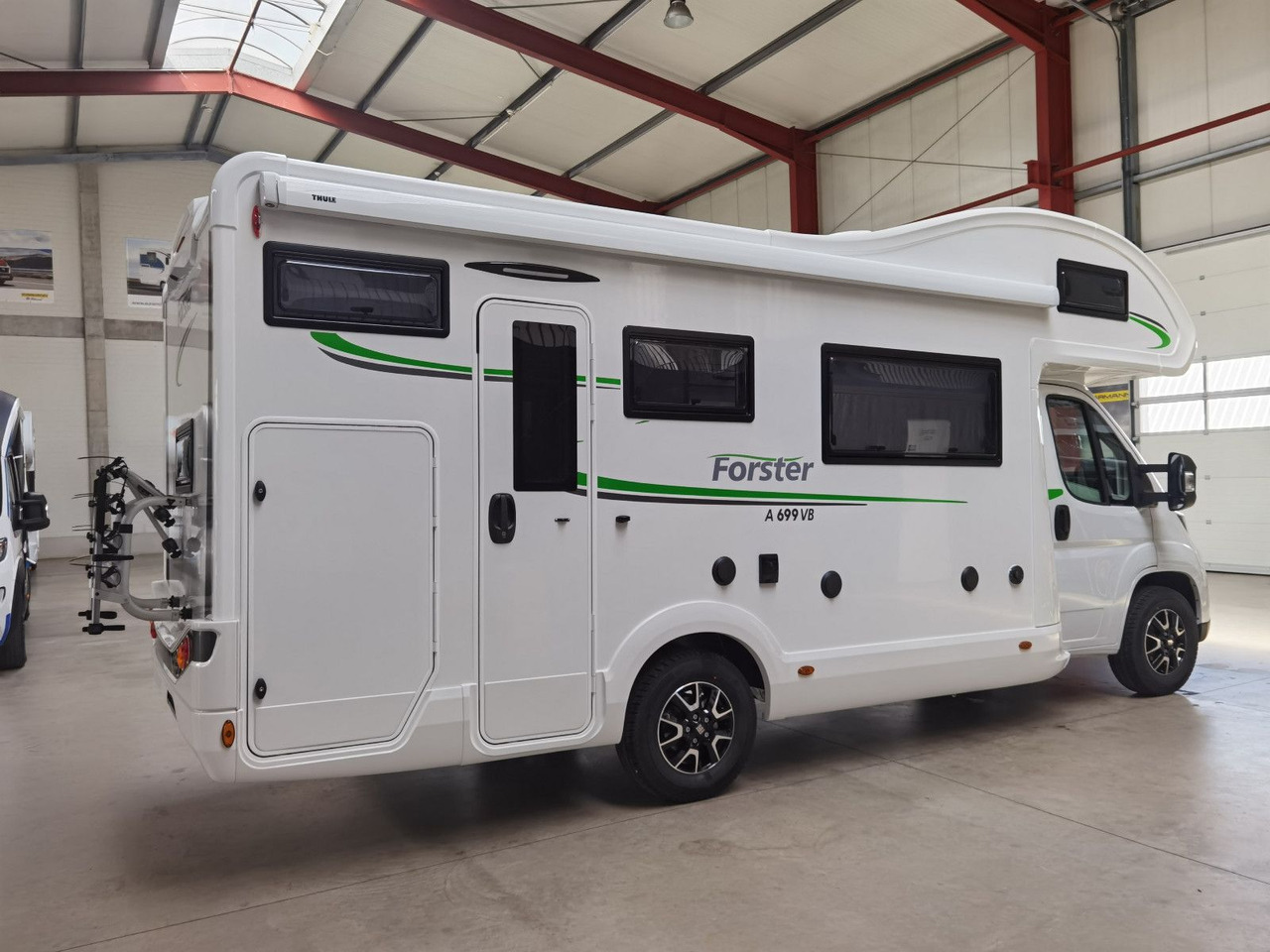 Forster A 699 VB / - MODELL 2025- / 140PS / ETAGENBETTEN - Альковний автобудинок: фото 4 Forster A 699 VB / - MODELL 2025- / 140PS / ETAGENBETTEN - Альковний автобудинок: фото 4