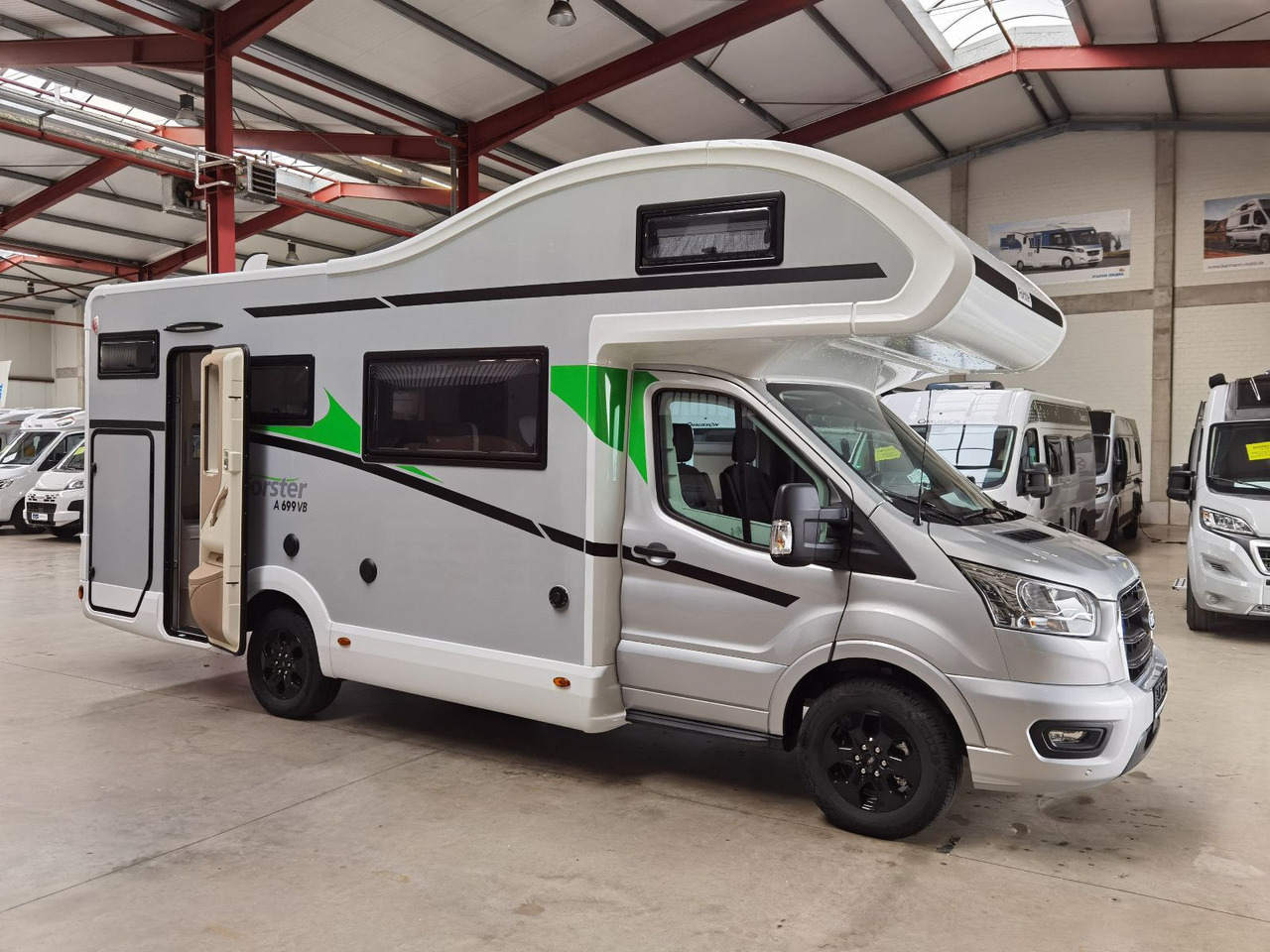 Forster A 699 VB / Modell 2026 / 165PS / ETAGENBETTEN - Альковний автобудинок: фото 5 Forster A 699 VB / Modell 2026 / 165PS / ETAGENBETTEN - Альковний автобудинок: фото 5