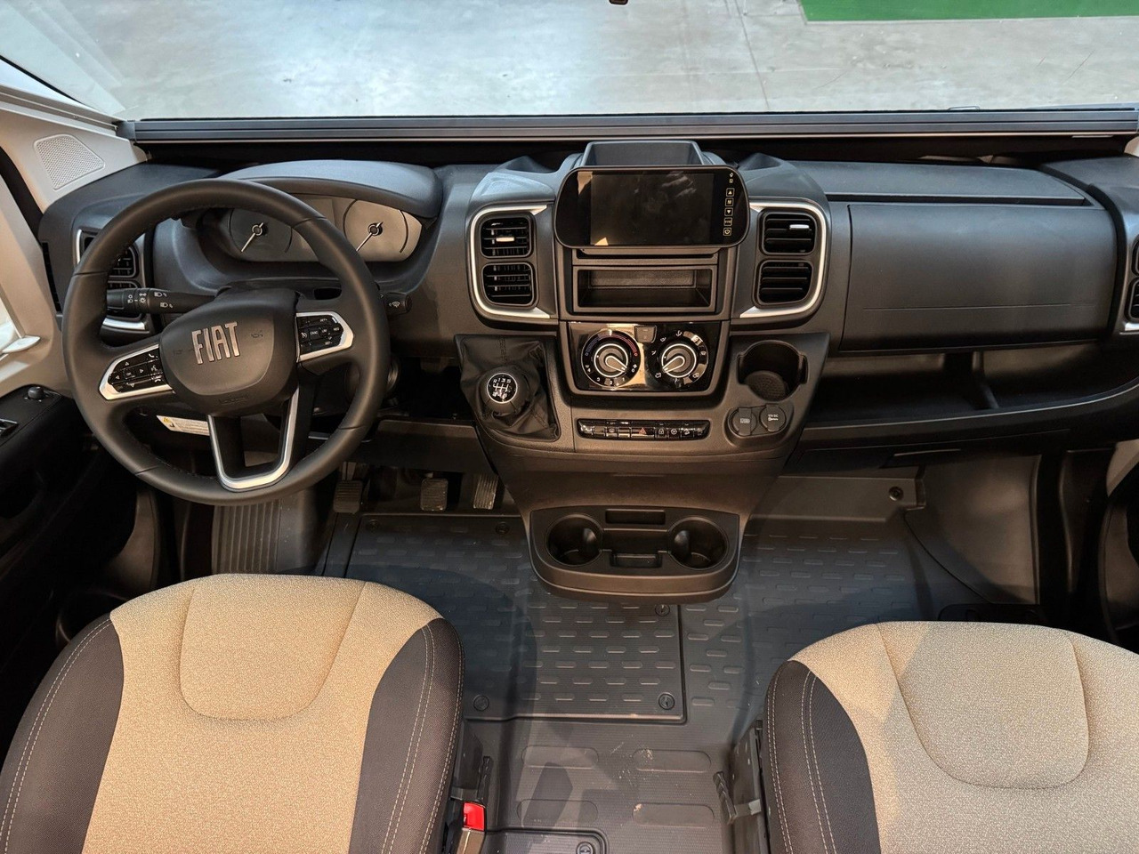 Напівінтегрований автобудинок Forster T 699 EB / -2026-/ 140PS/ EINZELBETTEN & HUBBETT: фото 15