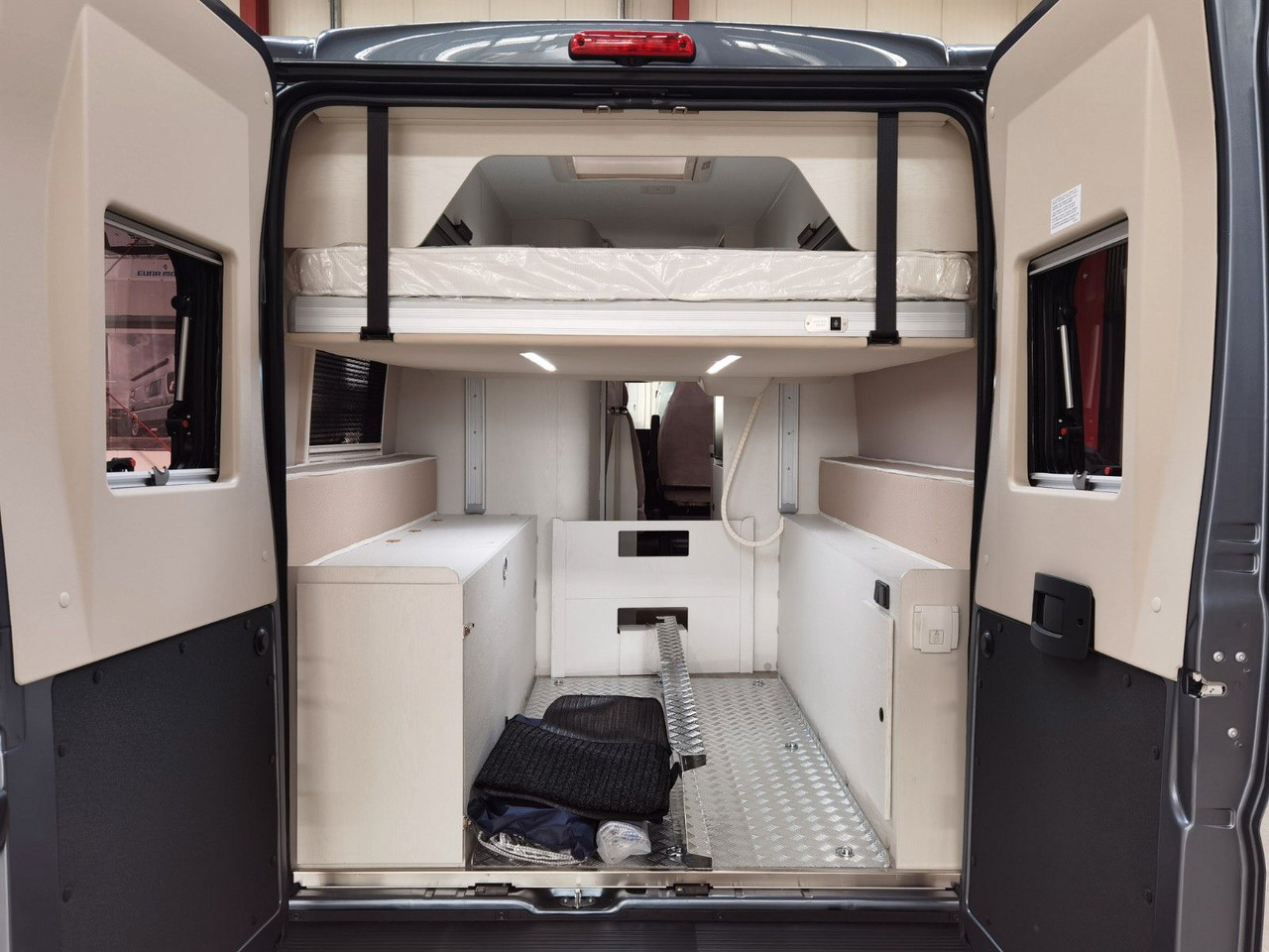 Кастенваген Karmann DAVIS 630 LIFESTYLE/ - 2026 - / XXL-HUBBETT -GAR: фото 12 Кастенваген Karmann DAVIS 630 LIFESTYLE/ - 2026 - / XXL-HUBBETT -GAR: фото 12