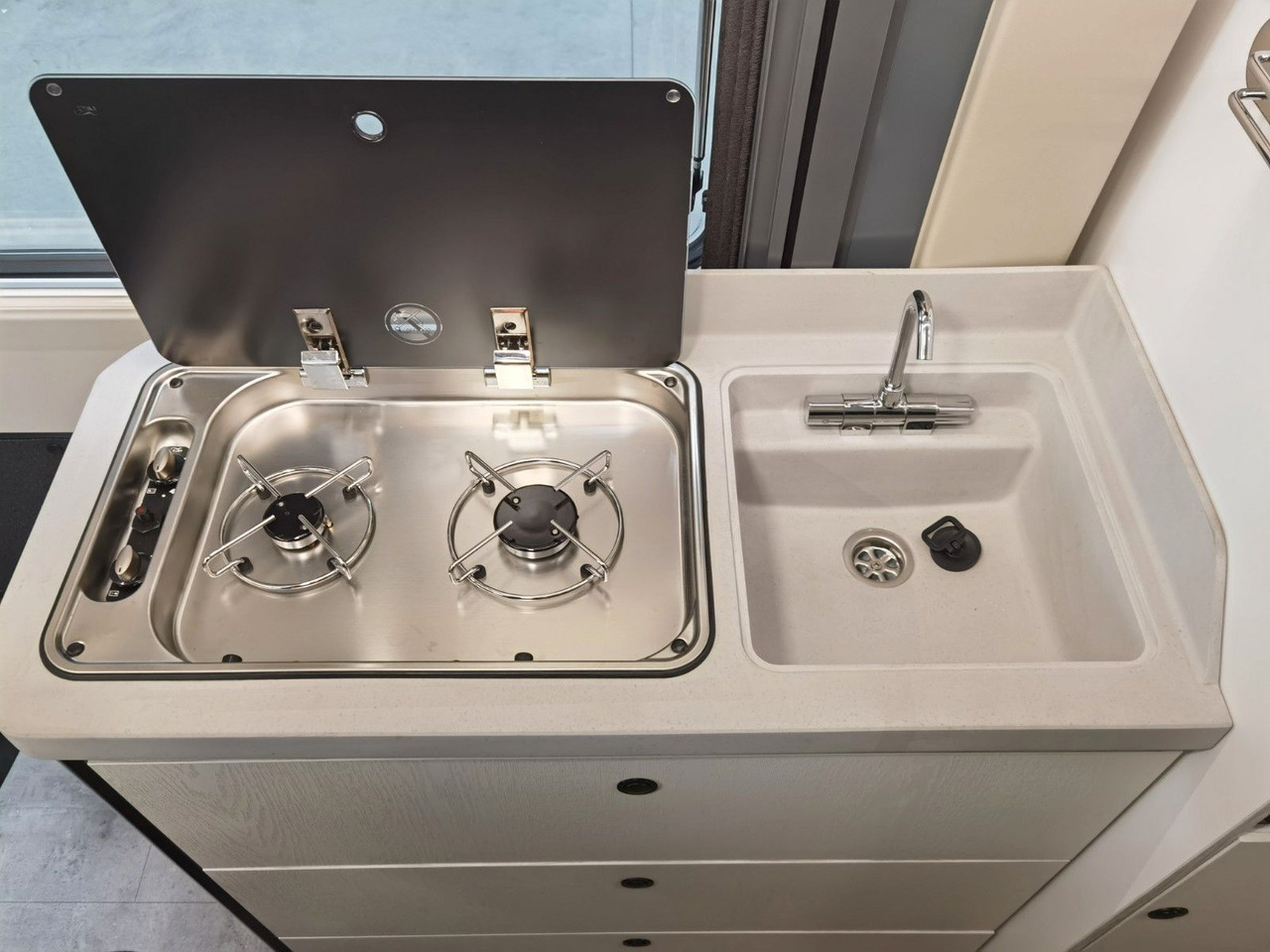 Кастенваген Karmann DAVIS 630 LIFESTYLE/ - 2026 - / XXL-HUBBETT -GAR: фото 18 Кастенваген Karmann DAVIS 630 LIFESTYLE/ - 2026 - / XXL-HUBBETT -GAR: фото 18