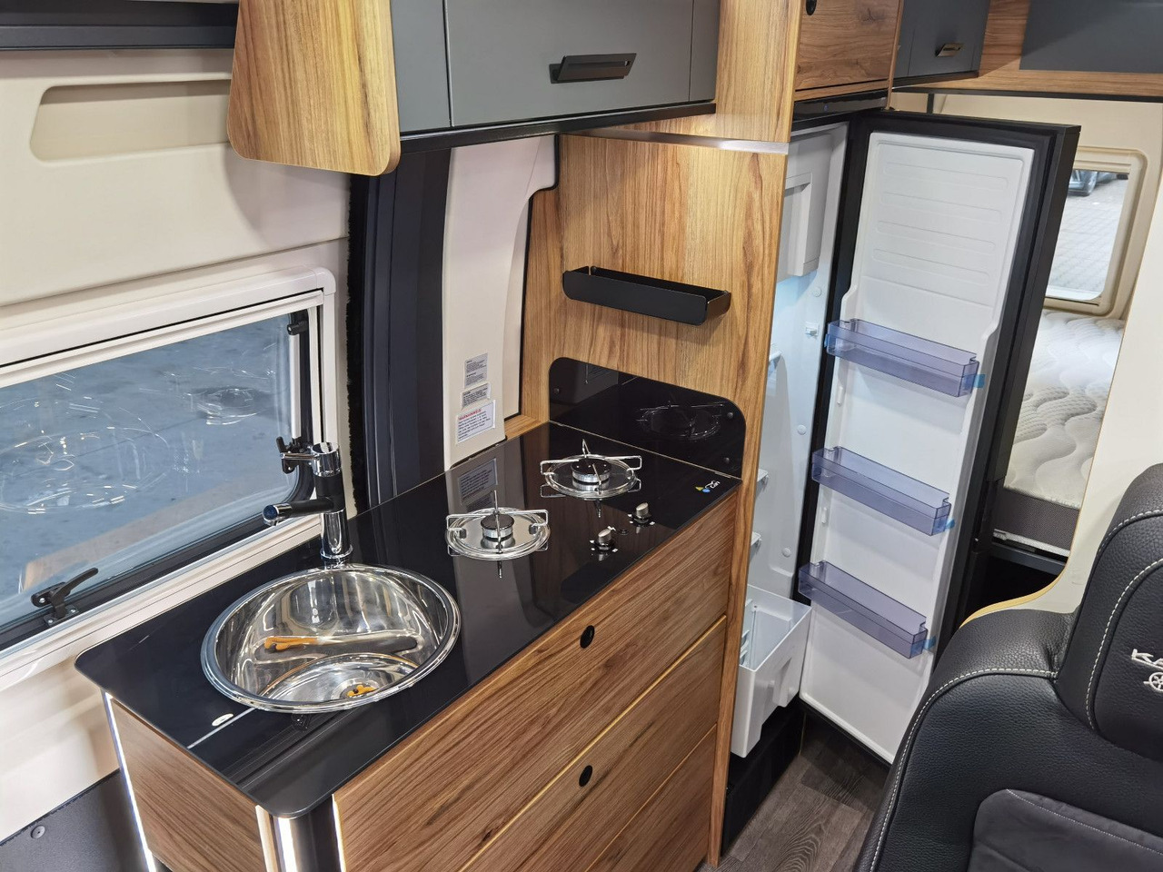 Кастенваген Karmann DEXTER 580 /-MODELL 2026-/ PANORAMA DACHFENSTER: фото 17