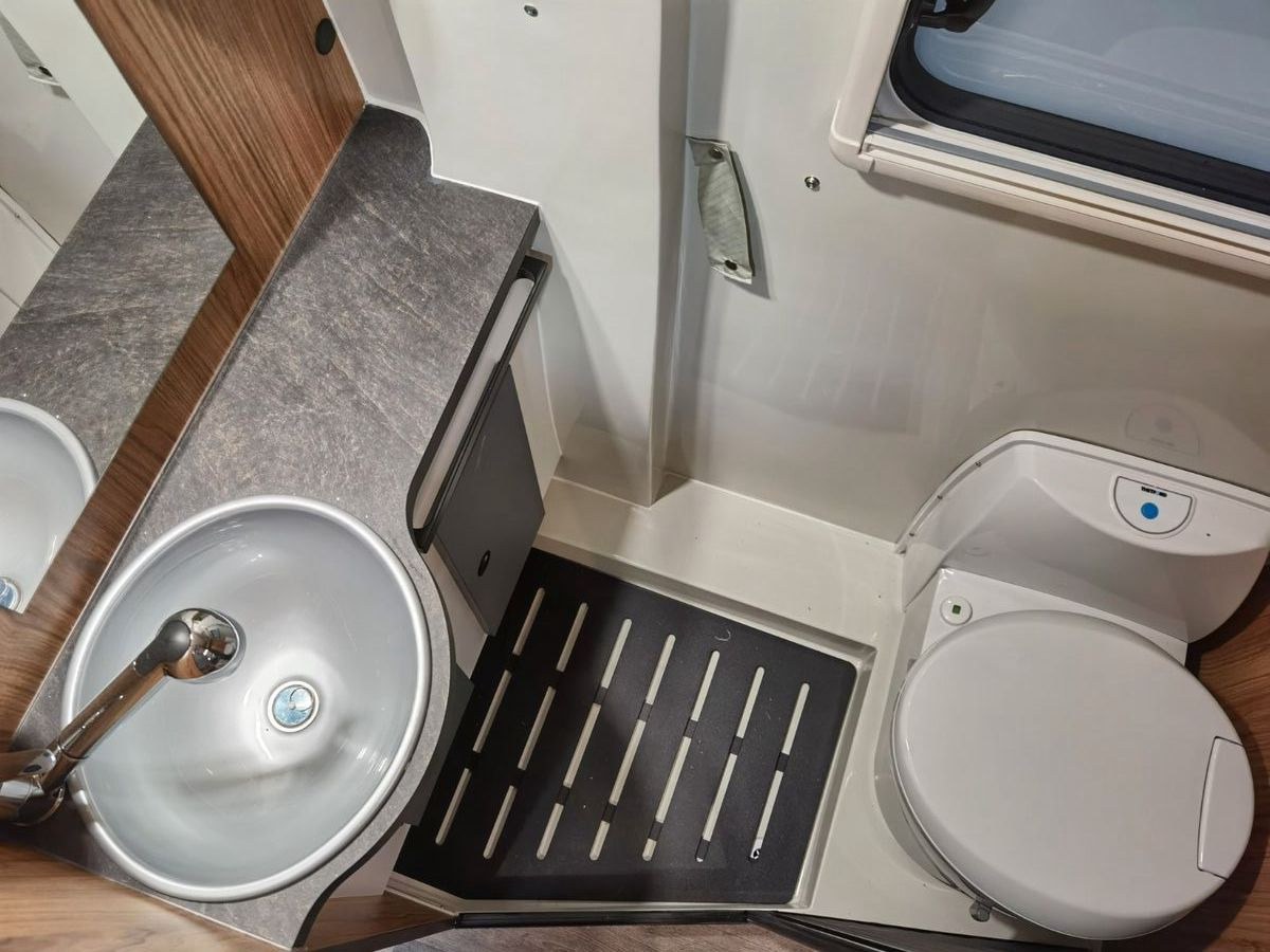 Кастенваген Karmann DEXTER 600 /- 2026-/ EINZELBETTEN & BAR VERSION: фото 19 Кастенваген Karmann DEXTER 600 /- 2026-/ EINZELBETTEN & BAR VERSION: фото 19