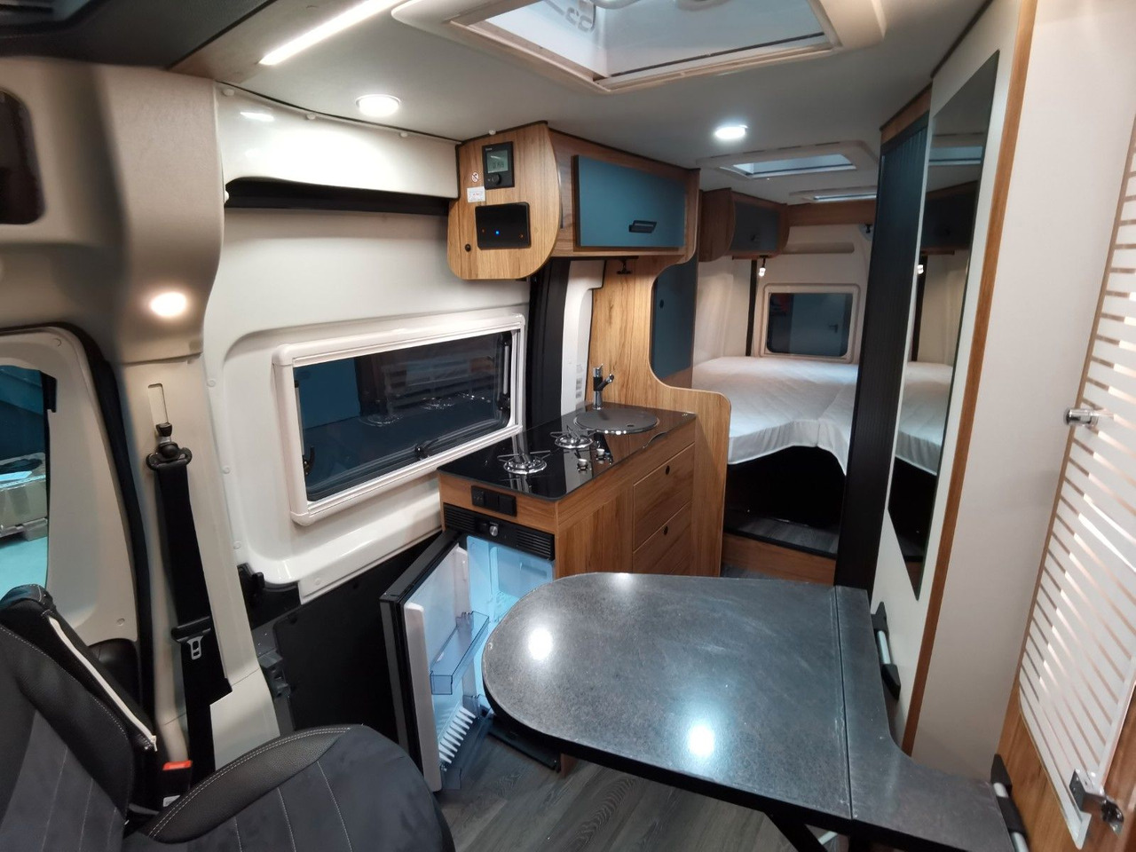 Кастенваген Karmann DEXTER 600 /- 2026-/ EINZELBETTEN & BAR VERSION: фото 22 Кастенваген Karmann DEXTER 600 /- 2026-/ EINZELBETTEN & BAR VERSION: фото 22