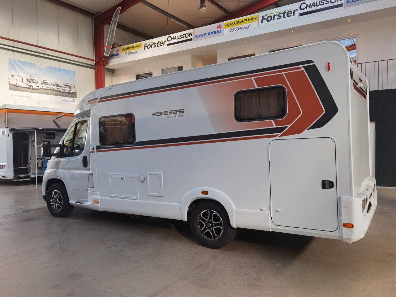 Weinsberg CARACOMPACT 600 MEG PEPPER / 180PS- 8G-AUTOMATIK - Напівінтегрований автобудинок: фото 5 Weinsberg CARACOMPACT 600 MEG PEPPER / 180PS- 8G-AUTOMATIK - Напівінтегрований автобудинок: фото 5