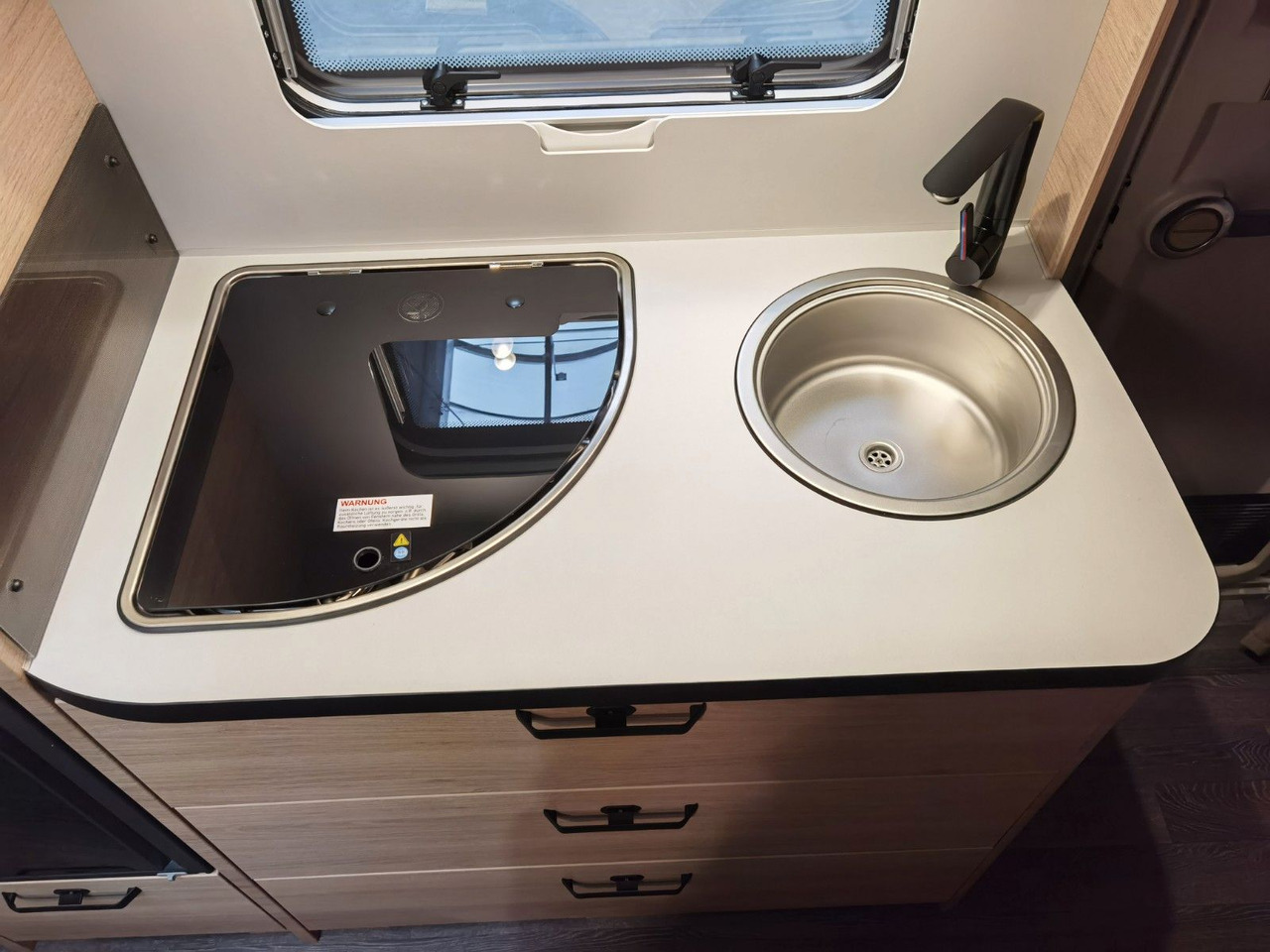 Причіп дача Weinsberg CARAONE 480 QDK / - 2026 - / ETAGENBETTEN: фото 18 Причіп дача Weinsberg CARAONE 480 QDK / - 2026 - / ETAGENBETTEN: фото 18