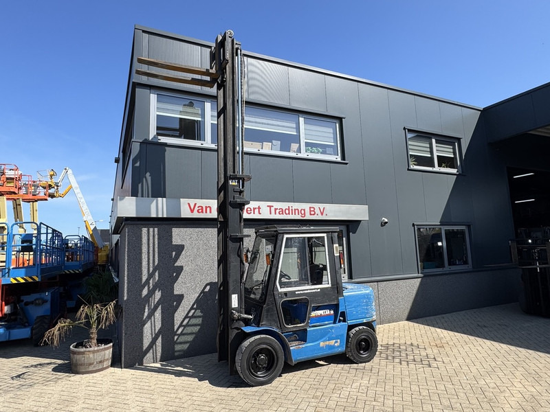 Дизельний навантажувач Caterpillar DP35K: фото 8